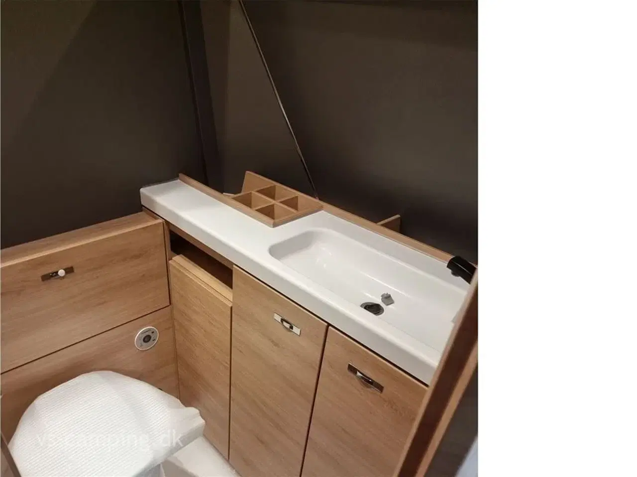 Billede 6 - 2025 - Knaus Yaseo 340 PX   FIX LILLE CAMPINGVOGN, SOM MÅ TRÆKKES AF DE FLESTE BILER -  HELT UDEN GAS.