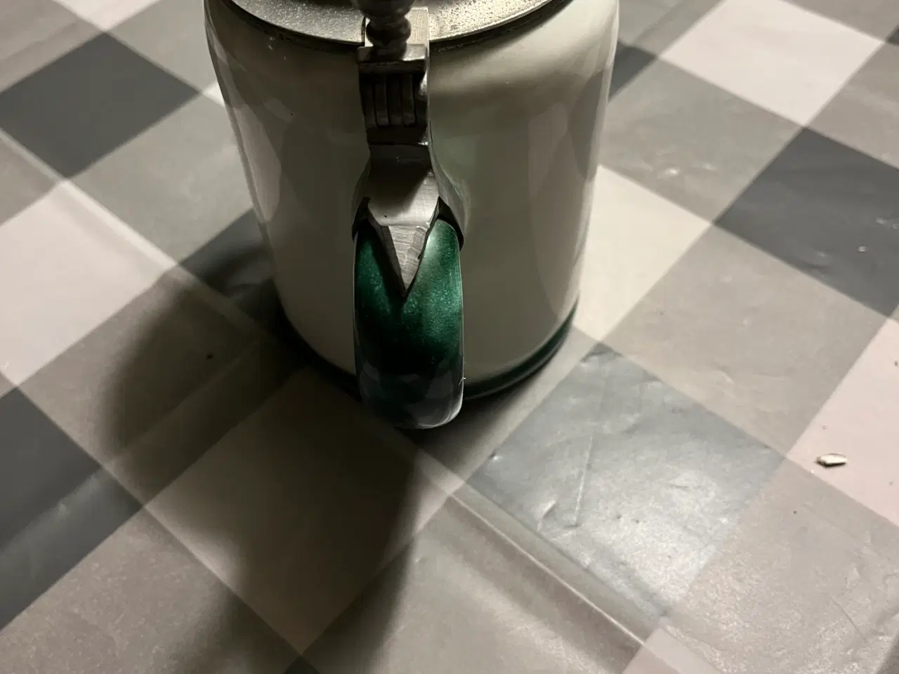 Billede 2 - Gammel krus med låg