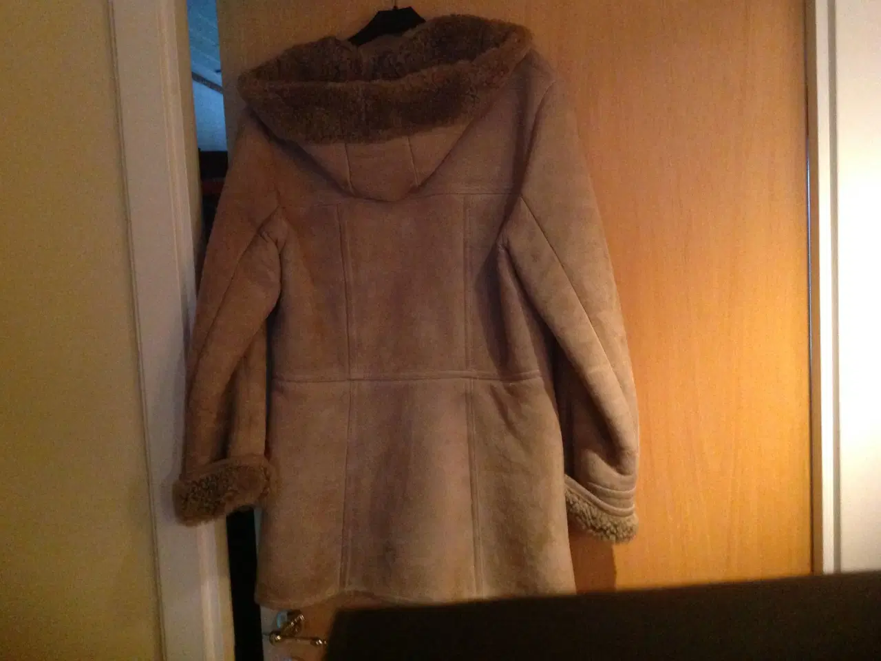 Billede 1 - Flot rulamsjakke god kvalitet 