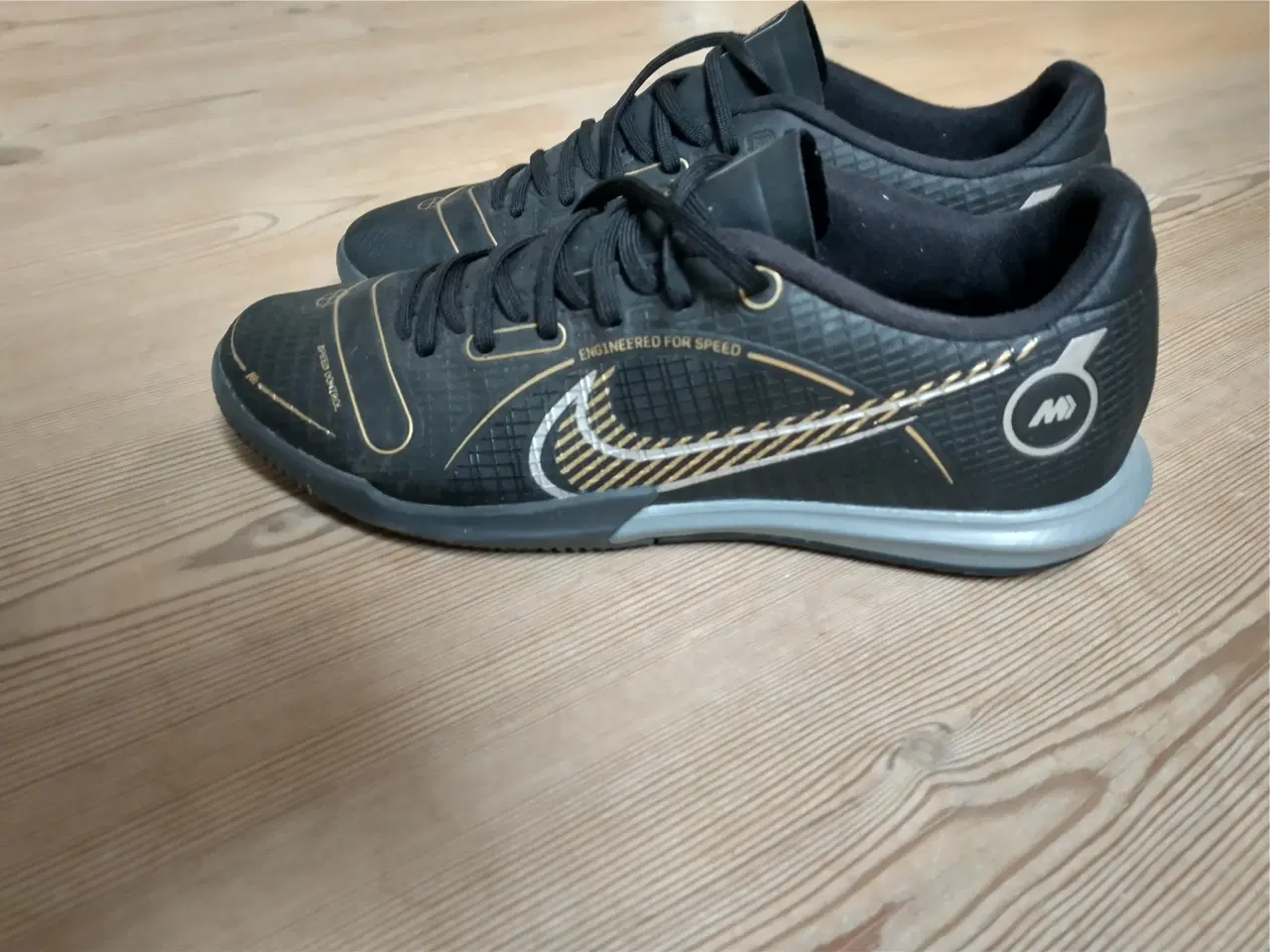 Billede 3 - Nike indesko str 37,5