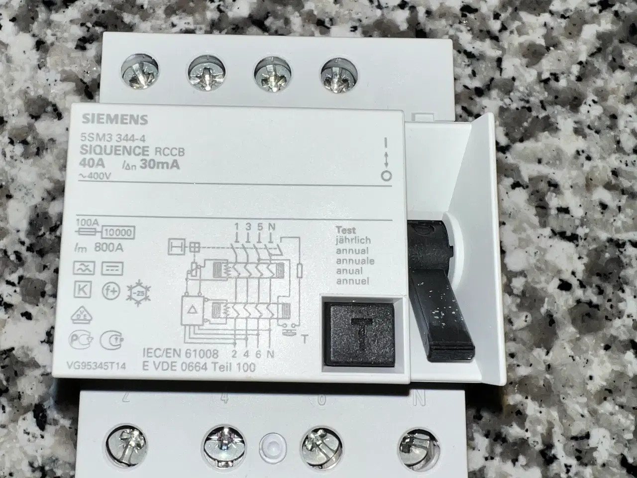 Billede 1 - Simens 5SM3 334-4 Siquence RCCB 40A / 30mA