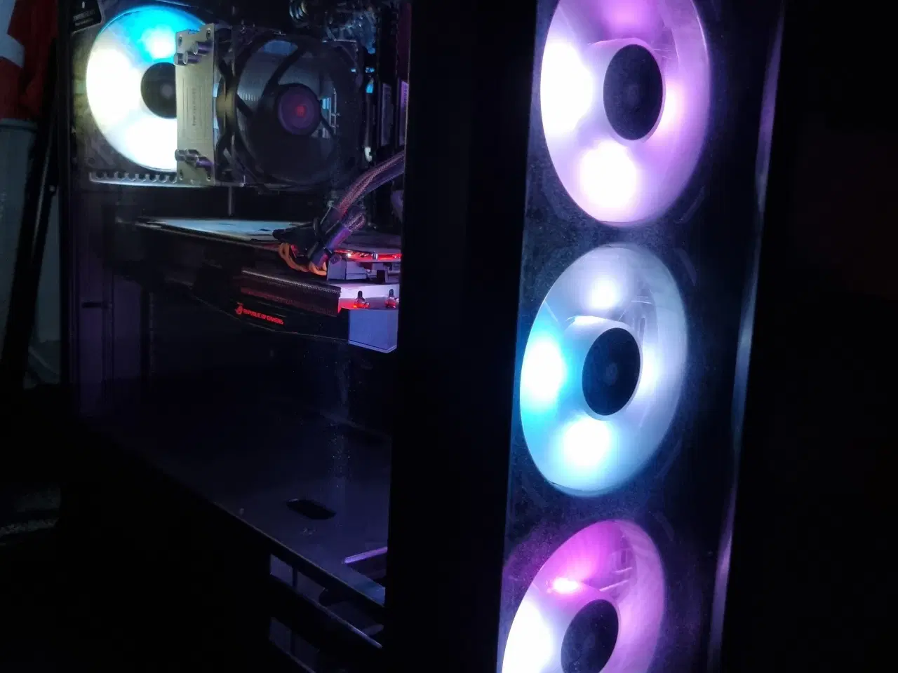 Billede 1 - Gamer PC i5 9400F RTX2060S 32 GB ram 1 TB NVME ssd
