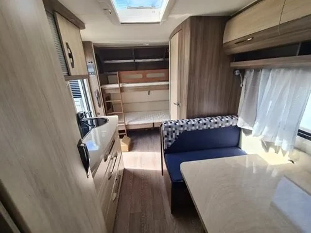 Billede 7 - Hobby DE LUXE 490 KMF