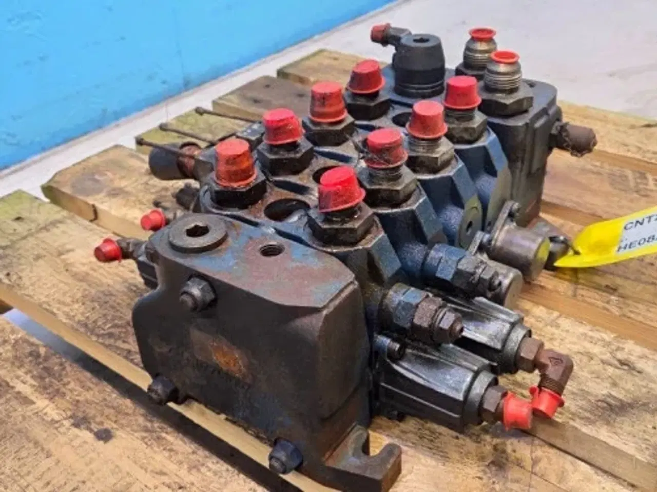 Billede 12 - Bobcat T2556 Hydraulikventil 88298.5