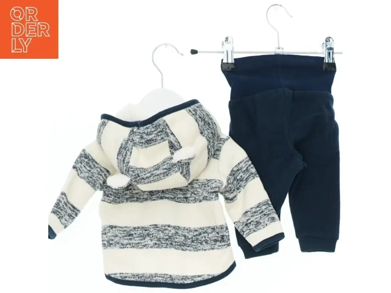Billede 2 - Stribet sæt med hættetrøje og bukser fra H&M (str. 56)