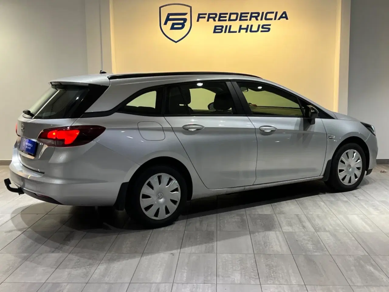 Billede 3 - Opel Astra 1,2 T 110 Edition