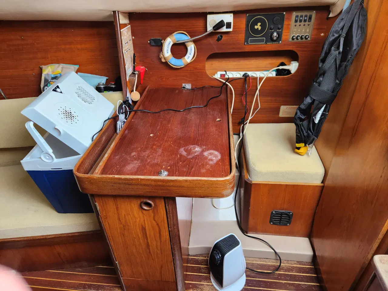 Billede 13 - Benetau first 26Billig ejlbåd med næsten ny motor.