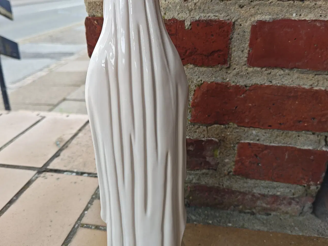 Billede 2 - Flot Madonna figur i hvis glasur ca.30cm