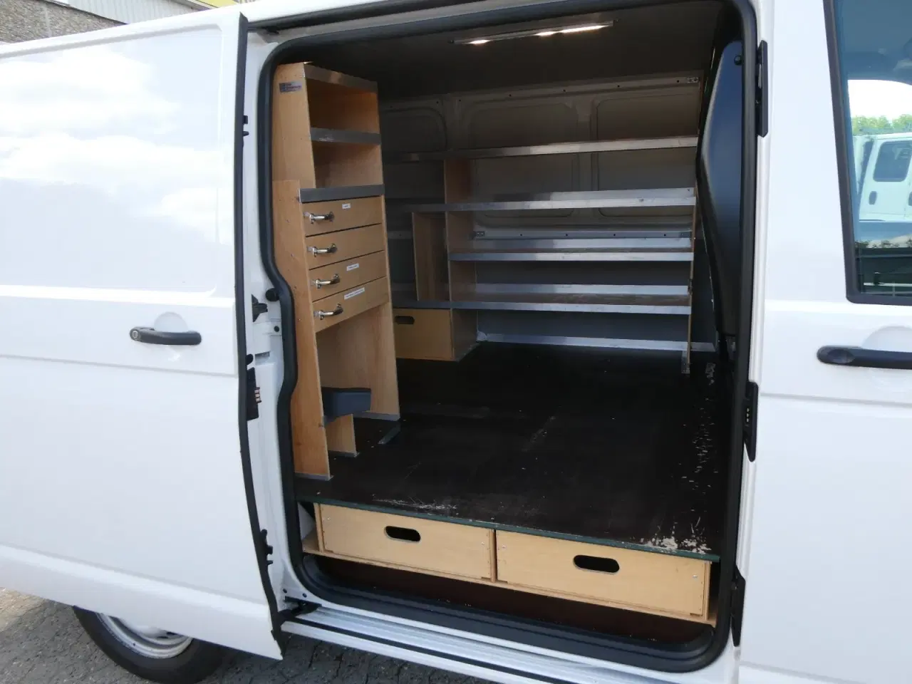 Billede 13 - VW Transporter 2,0 TDi 150 Kassevogn DSG kort