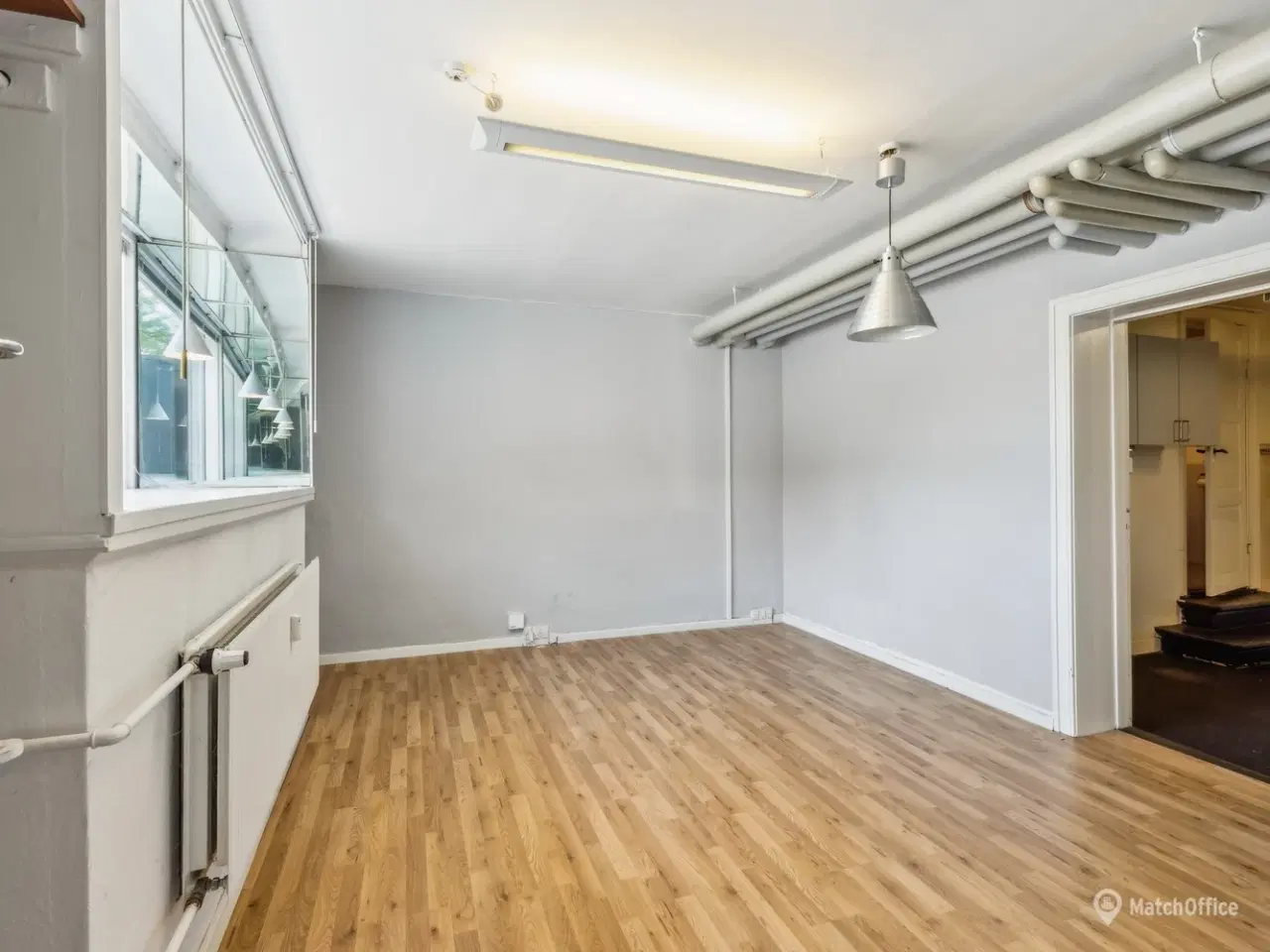 Billede 5 - 121 m² højt kælderlejemål til butik / kontor