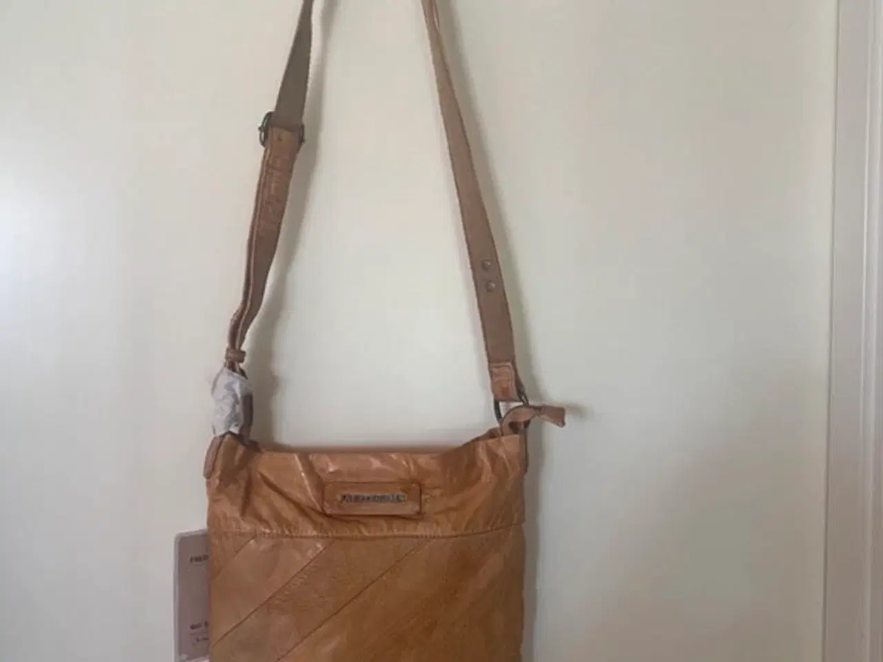 Billede 10 - FredsBrudet Crossbody-taske
