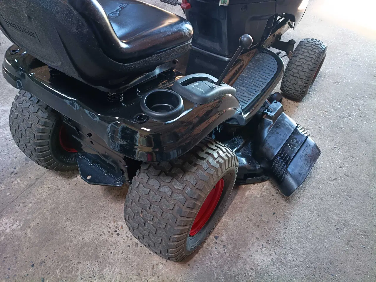 Billede 5 - Havetraktor Black Edition Craftsman 42"