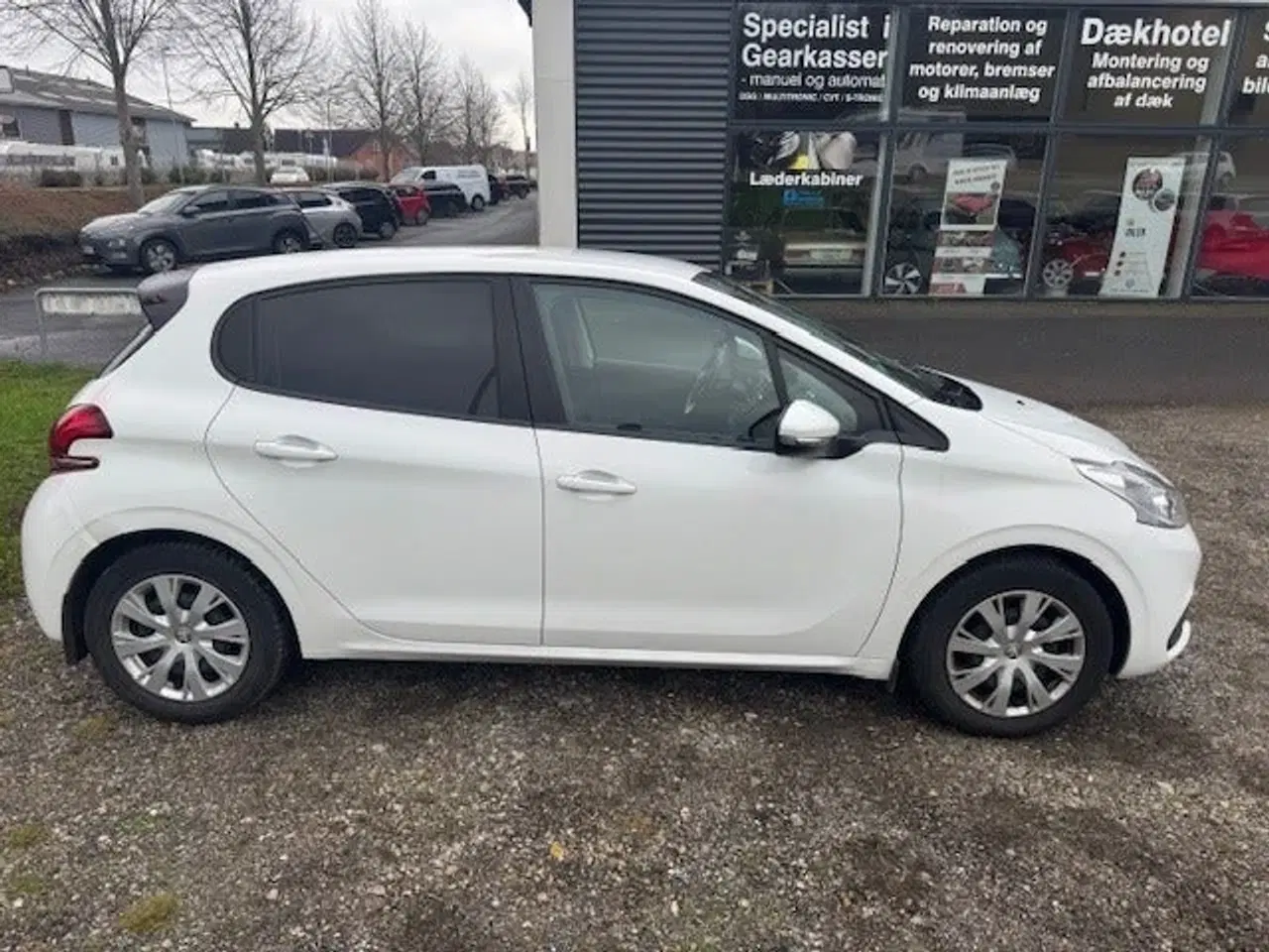 Billede 5 - Peugeot 208 1,2 VTi 82 Chili Sky