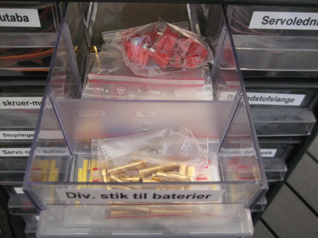 Billede 3 - Div. RC. fitteng mv. til modelfly