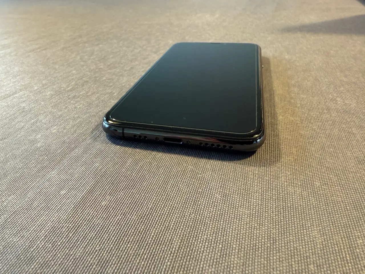 Billede 2 - iPhone Xs, Space Gray, 256GB. Næsten som ny!