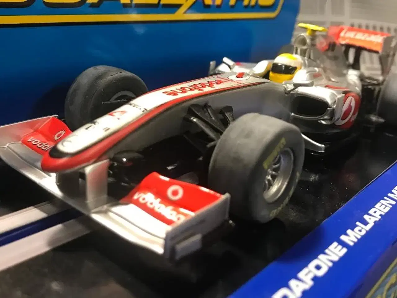 Billede 2 - Scalextric Lewis Hamilton McLaren F1 1:32