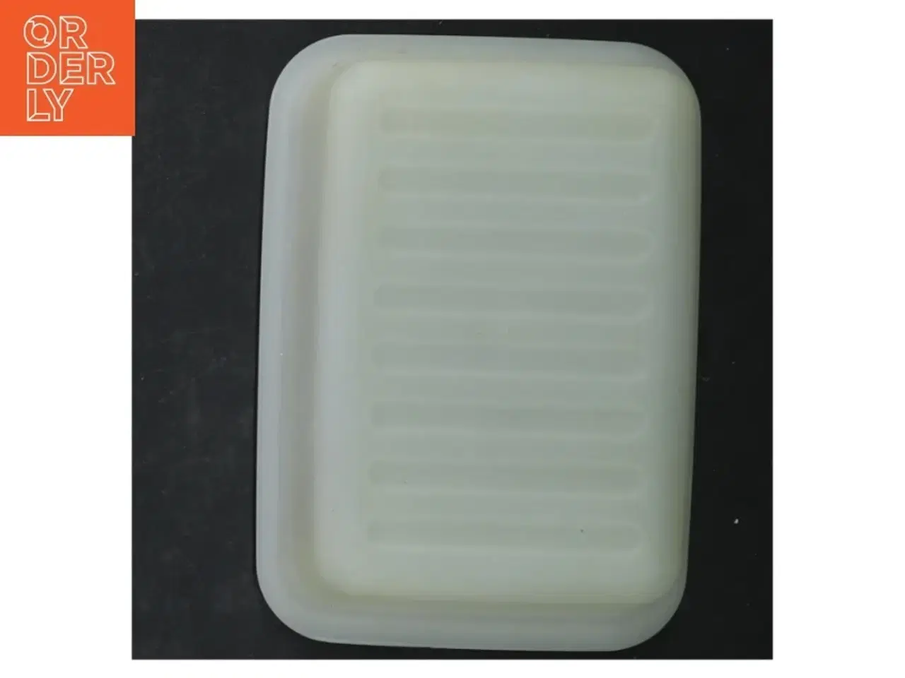 Billede 2 - Tupperware smør boks (str. 16x9 cm)
