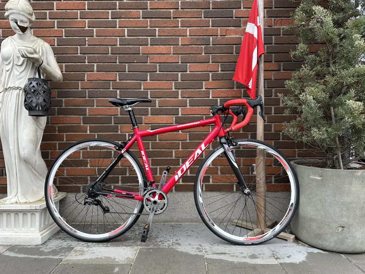 Billede 1 - Købt til 11899 kr 🤑 lækker racer skal SES 