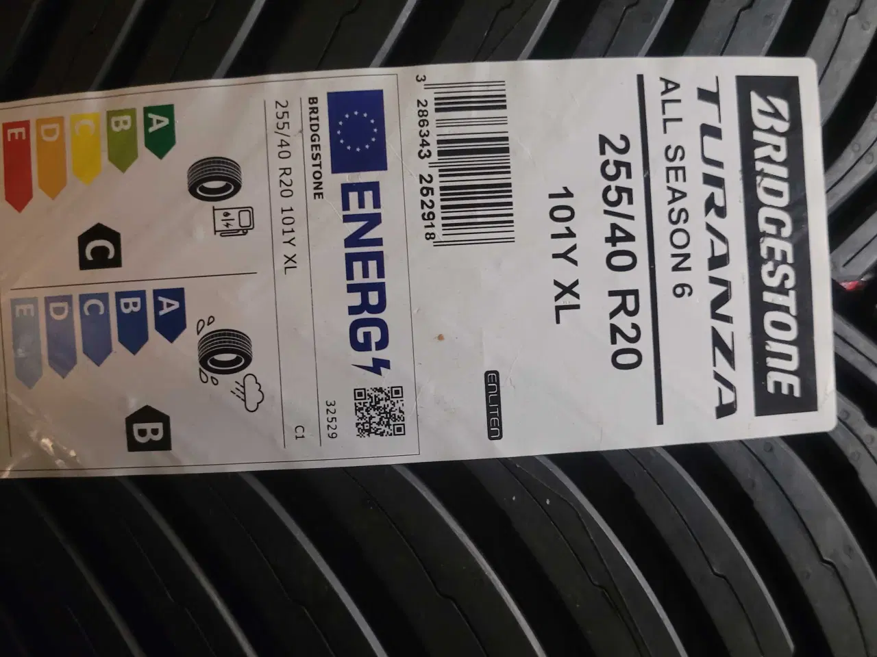 Billede 1 - 255 / 40 R 20