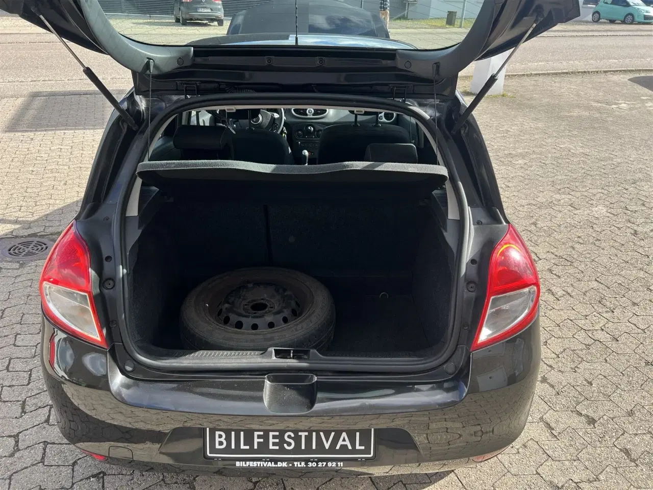 Billede 14 - Renault Clio 1,2 16V Authentique 75HK 3d