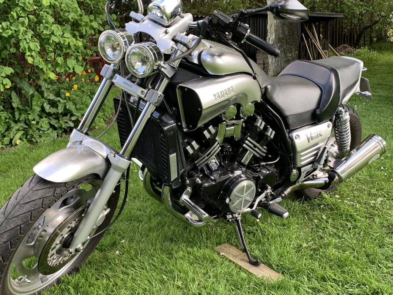 Billede 1 - NYSYNET Yamaha Vmax til sen-sommerpris!