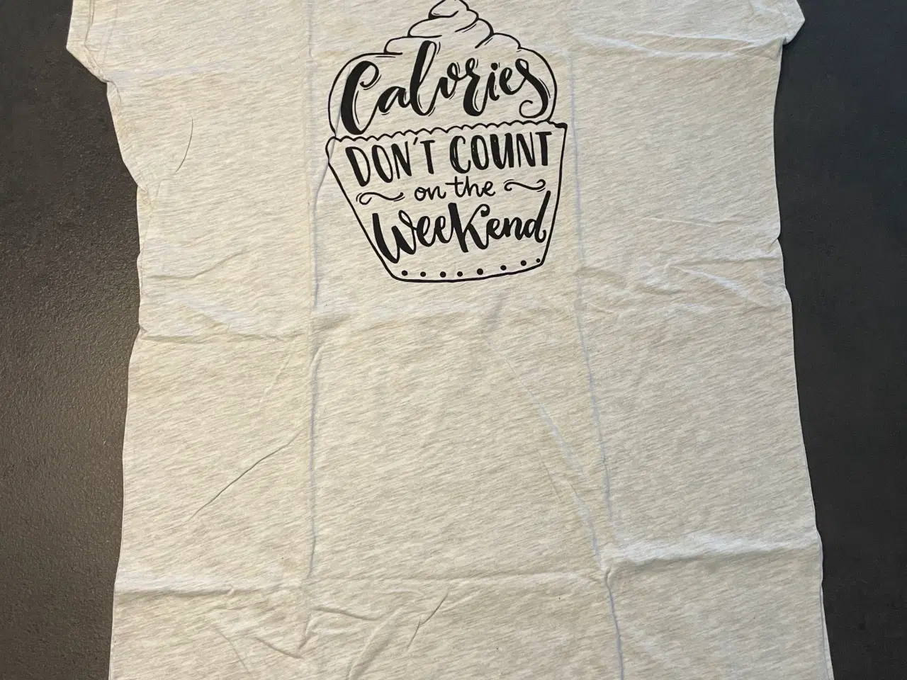 Billede 3 - T-shirts og nattøj str. XL. 