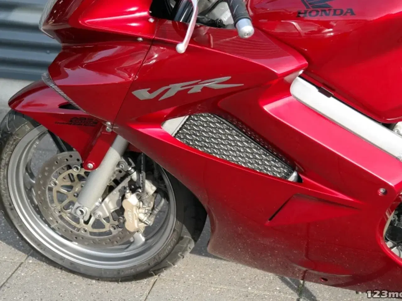 Billede 20 - Honda VFR 800 F MC-SYD       BYTTER GERNE