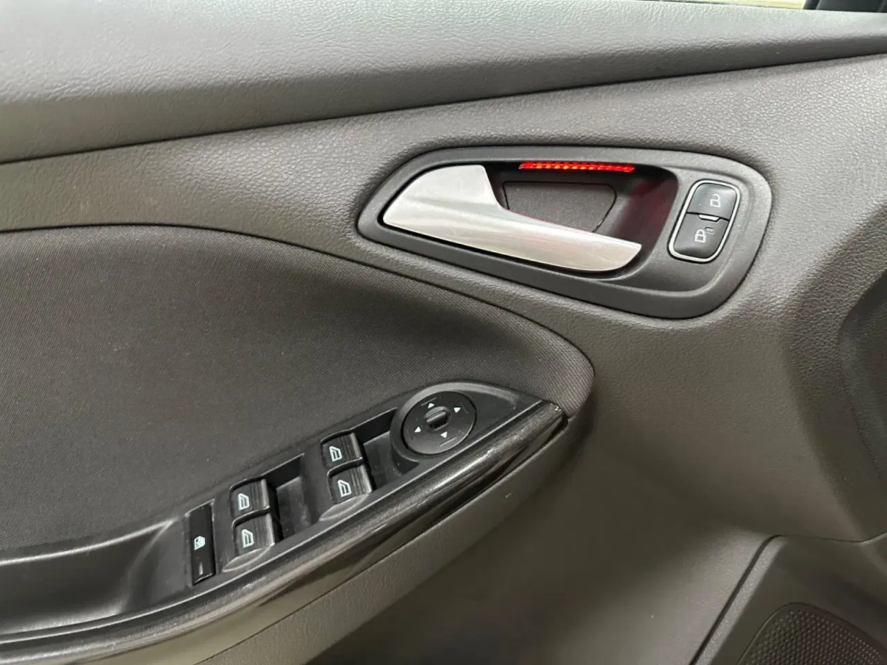 Billede 23 - Ford Focus 1,0 SCTi 125 Titanium stc.