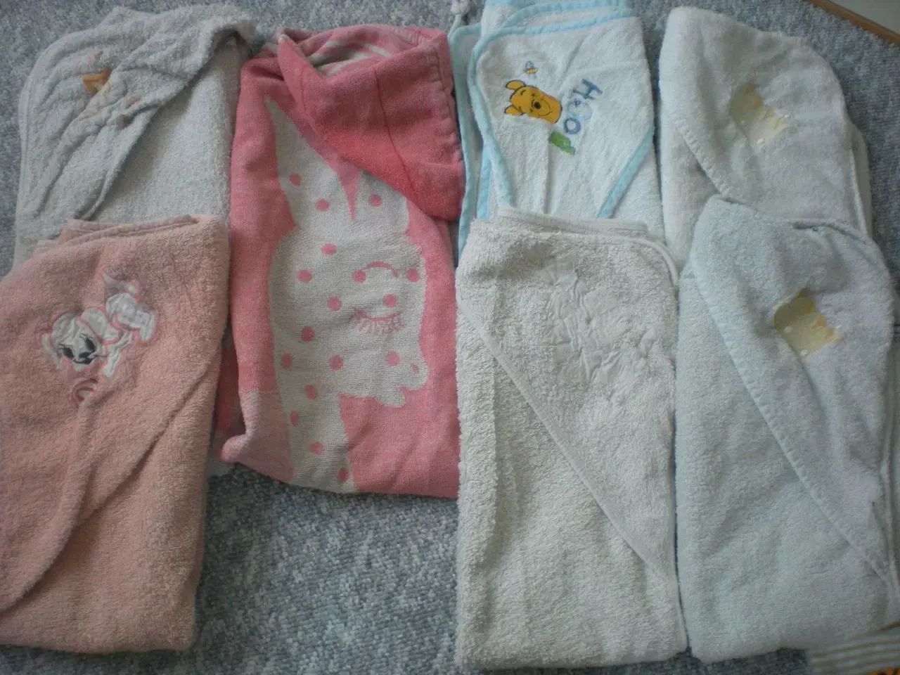 Billede 1 - babyhåndklæder m. hætte 25 kr