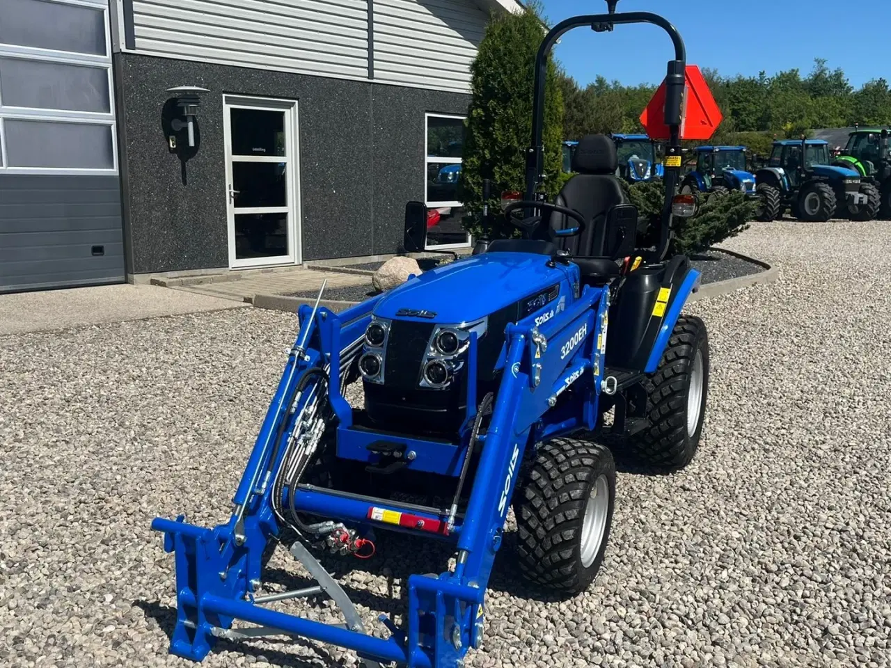 Billede 12 - Solis H26 HST Med Frontlæsser og GardenPro dæk