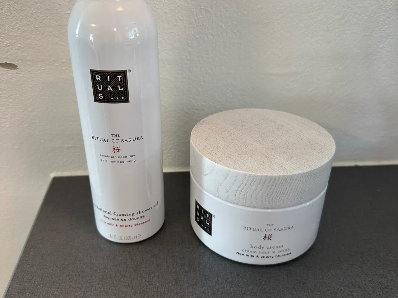 Billede 1 - Rituals sæt med body creme og shower mousse