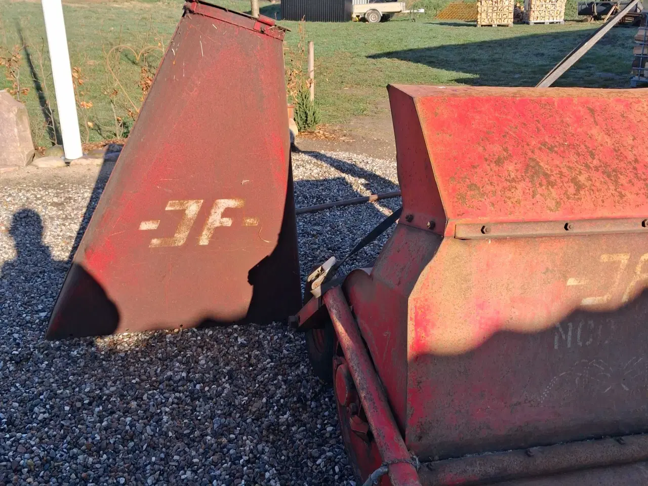 Billede 2 - Jf grønthøster  med tud sælges 