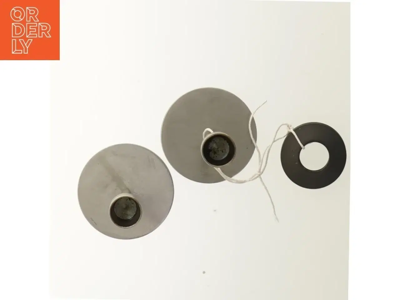 Billede 2 - To sølvfarvede lysestager, Piet Hein (str. 21 cm og 14 cm)