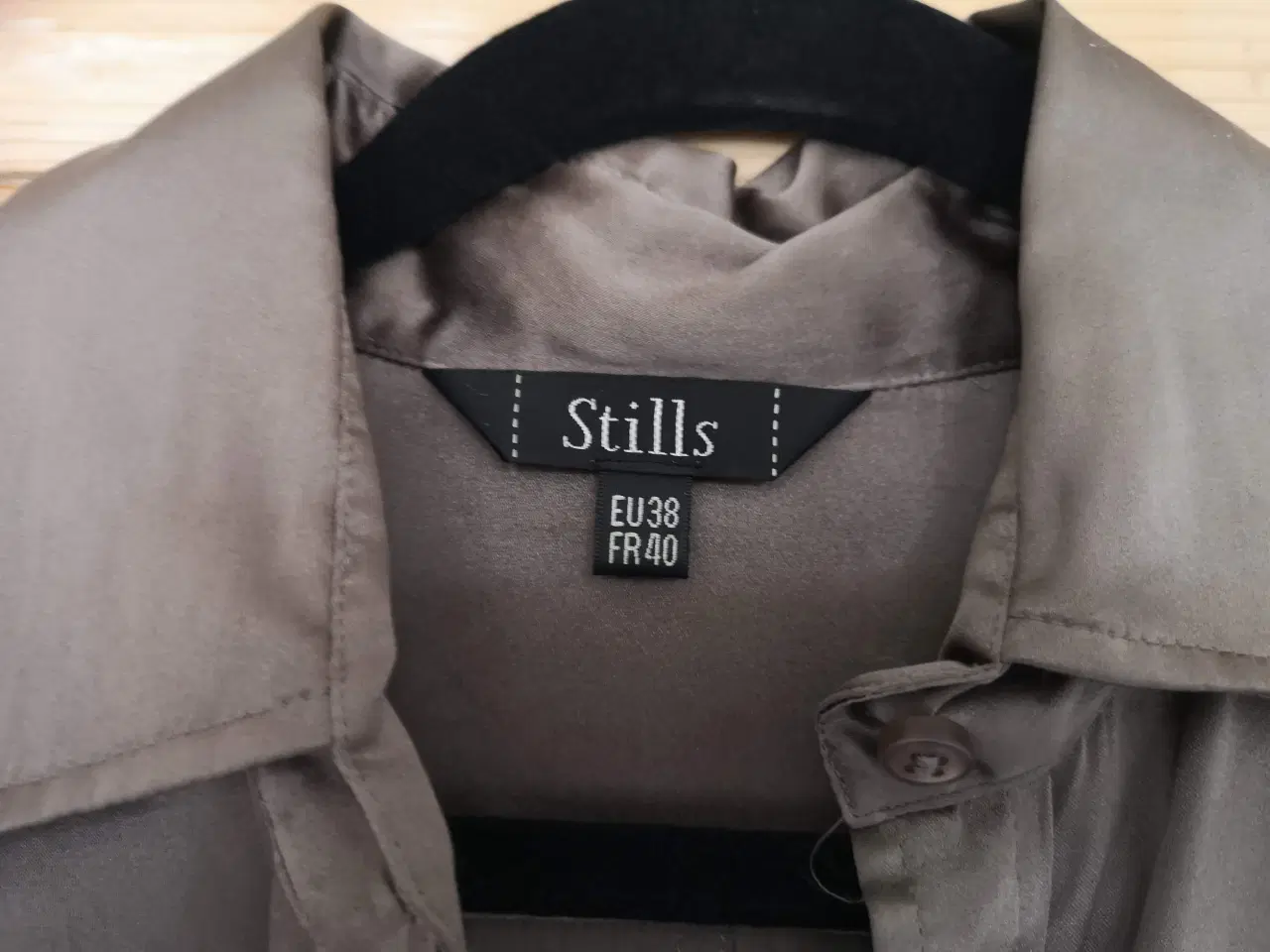 Billede 4 - Silkeskjorte str 38