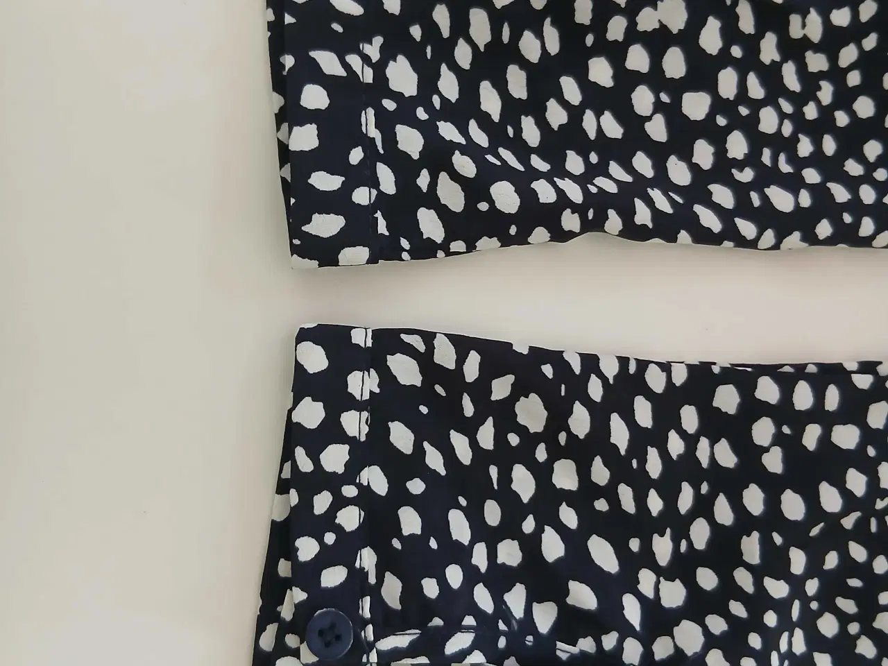 Billede 7 - Skjorte. Emma Ella. M/L