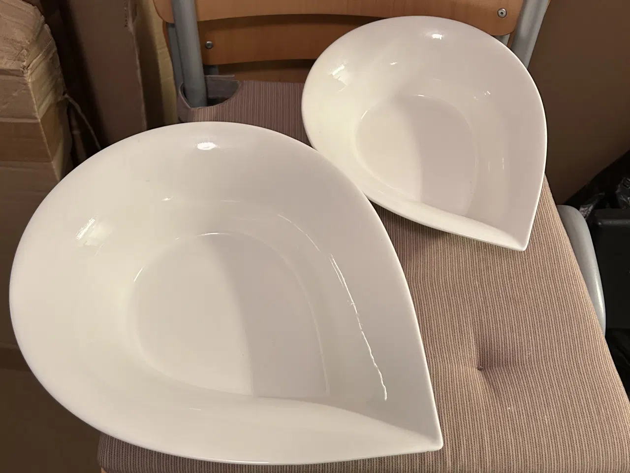 Billede 1 - Bladformede porcelæns skåle