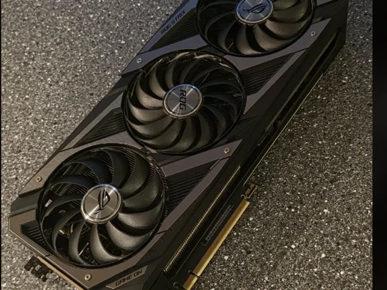 Billede 1 - Asus GeForce® RTX 3070 8GB ROG Strix