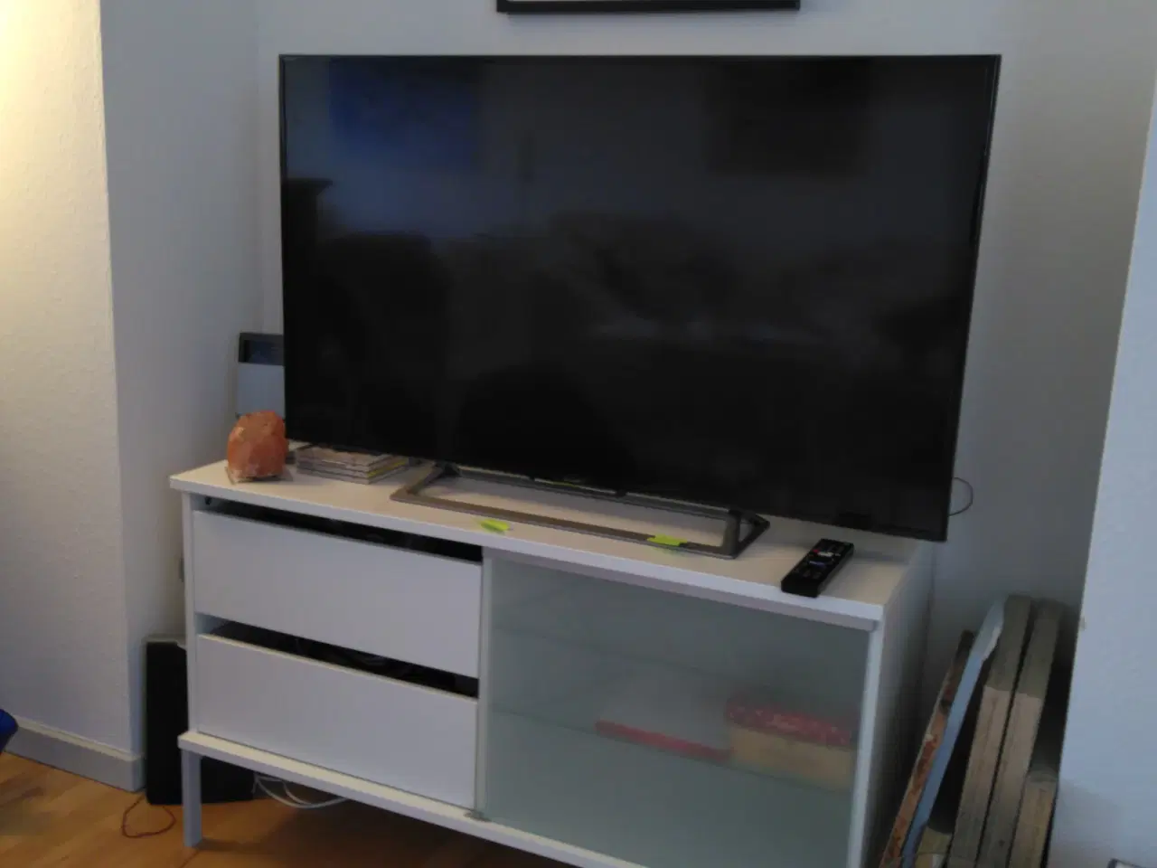 Billede 1 - Tv skab, Ikea.