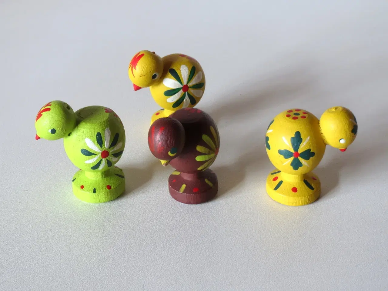 Billede 1 - Mogens Eigenbrod påskekyllinger, 4 stk.