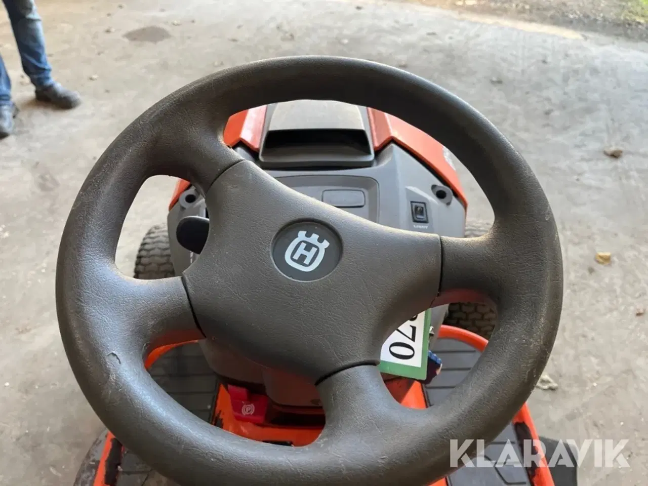 Billede 10 - Græsslåmaskine Husqvarna LTH 151