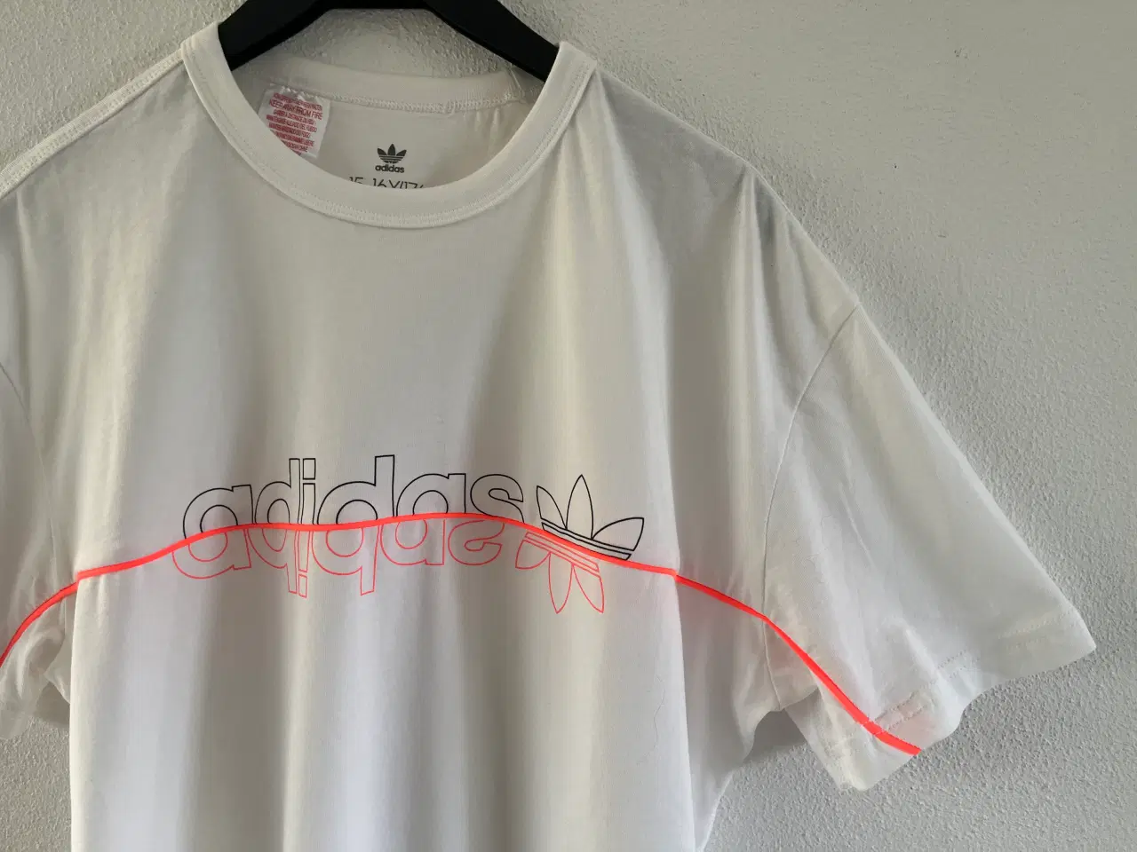 Billede 2 - T-shirt str.176
