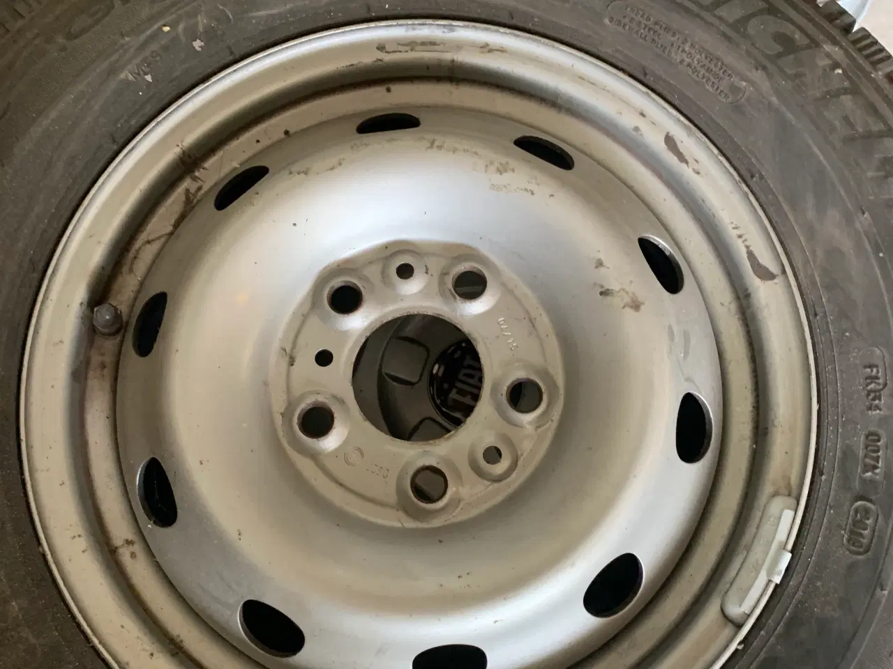 Billede 7 - Vinterhjulsæt Michelin 215/70R15