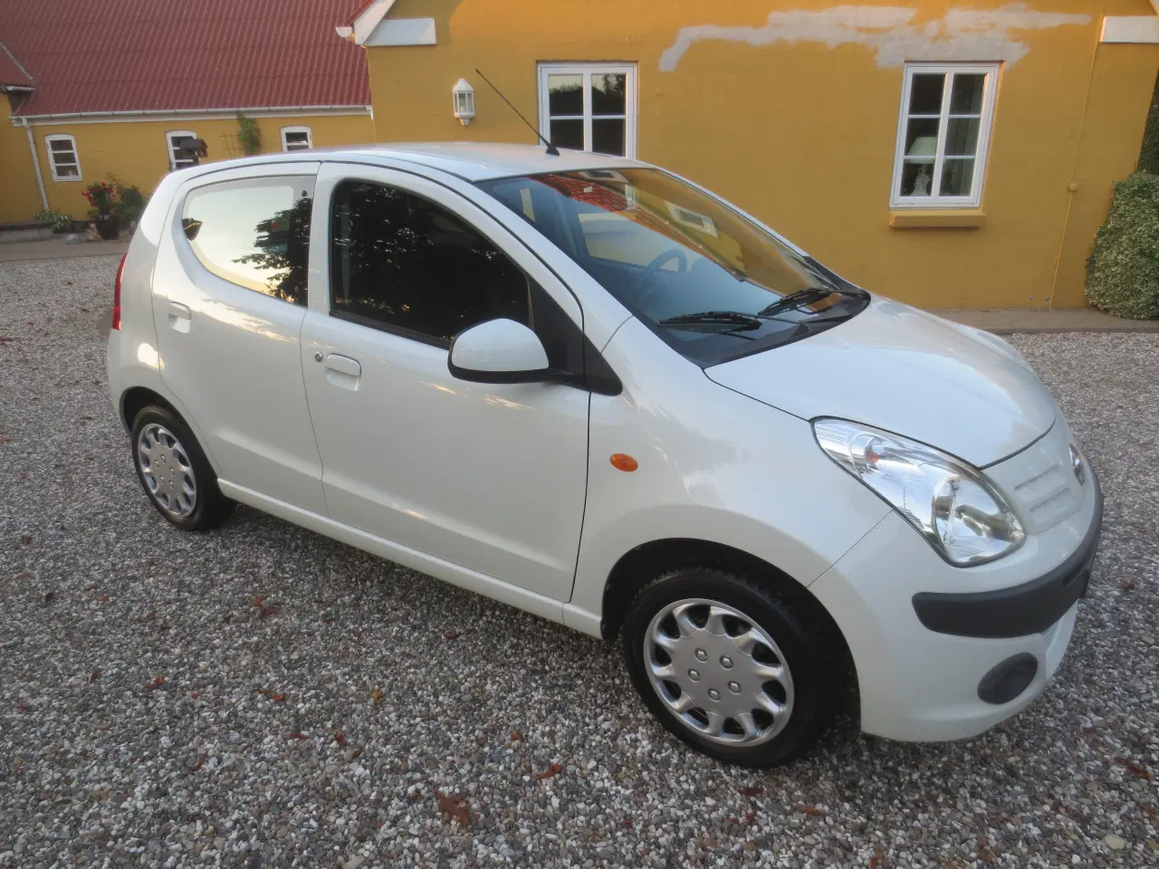 Billede 4 - Nissan Pixo 1.0 i Km 48000 Nysynet. 