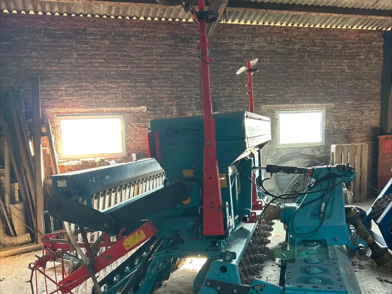 Billede 1 - Såmaskine.  