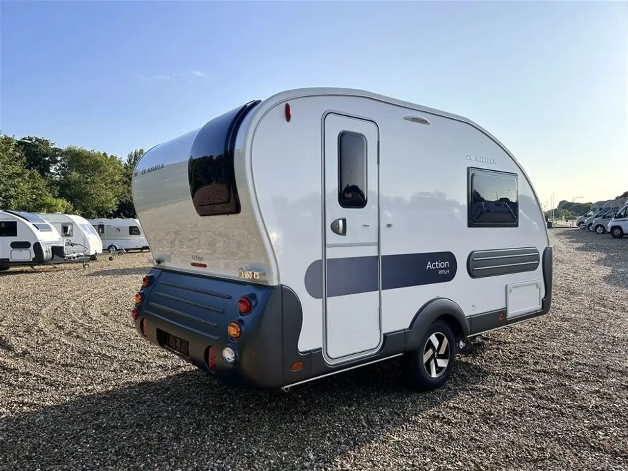 Billede 9 - 2023 - Adria Action 391 LH   Super lille rejse vogn