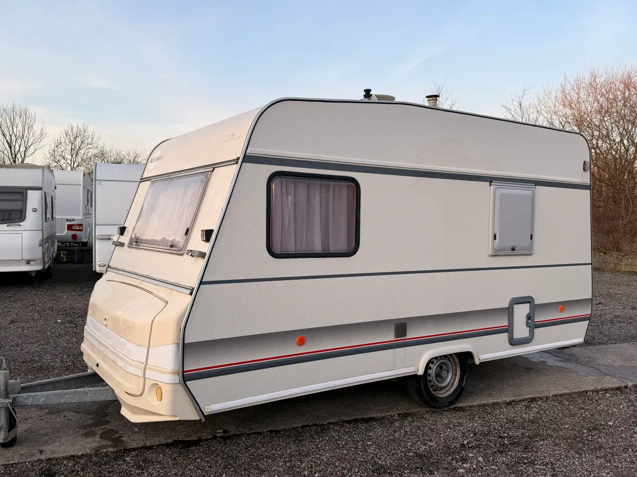 Billede 5 - Burstner 390 / Med Isabella telt