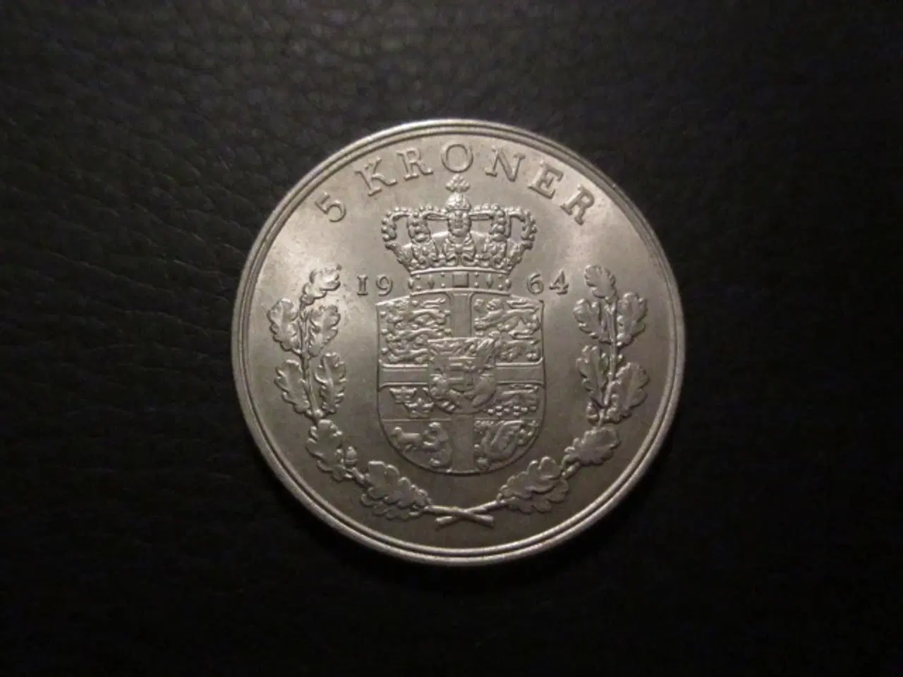 Billede 1 - 5 kroner 1964 delvist møntskær