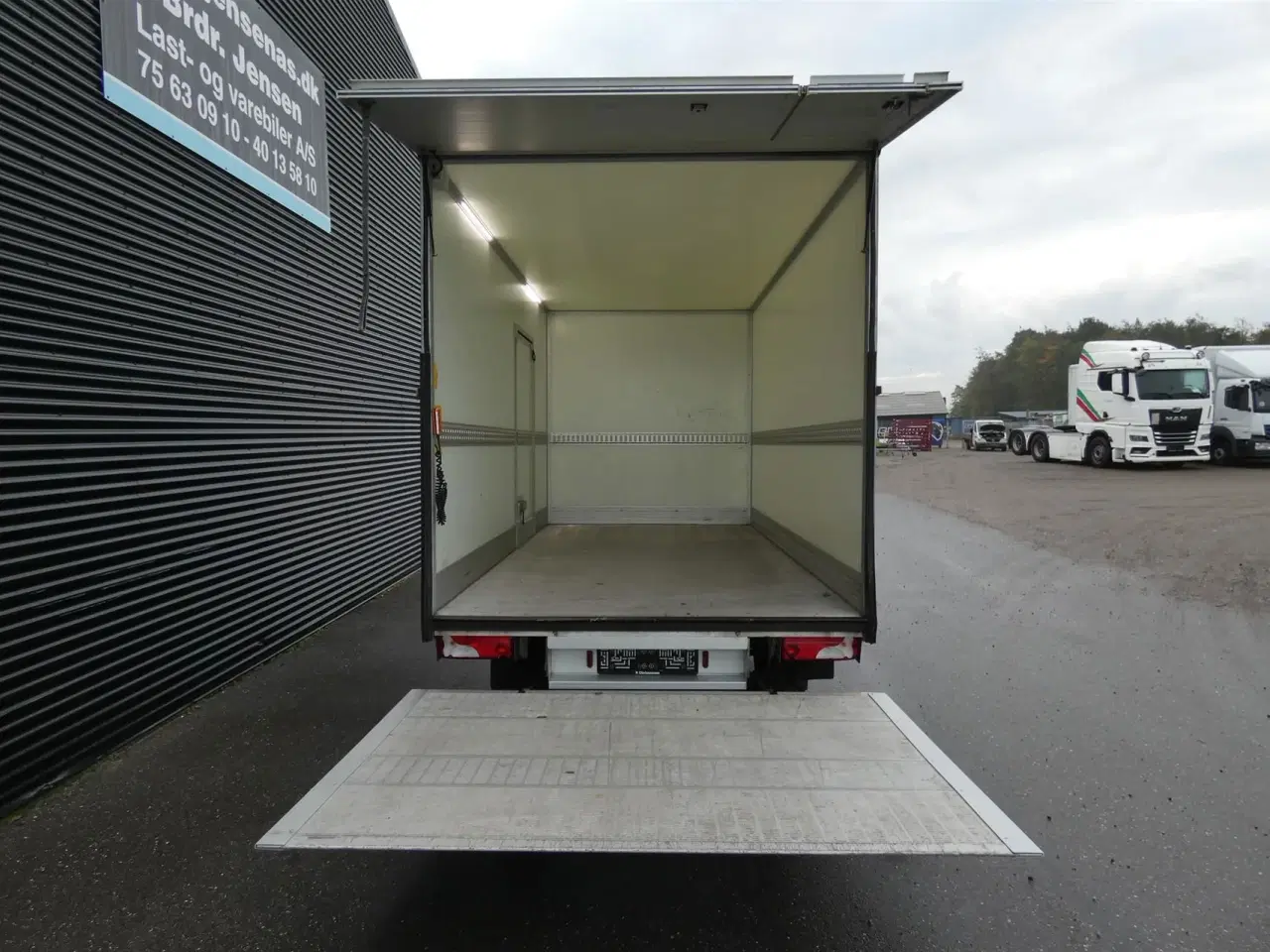 Billede 8 - Mercedes-Benz Sprinter 317 2,0 CDI A3 RWD 9G-Tronic 170HK Ladv./Chas. 9g Aut.