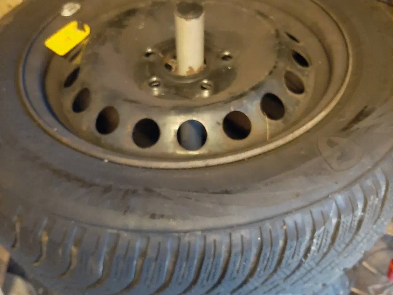 Billede 2 - Vinterdæk på stålfælge