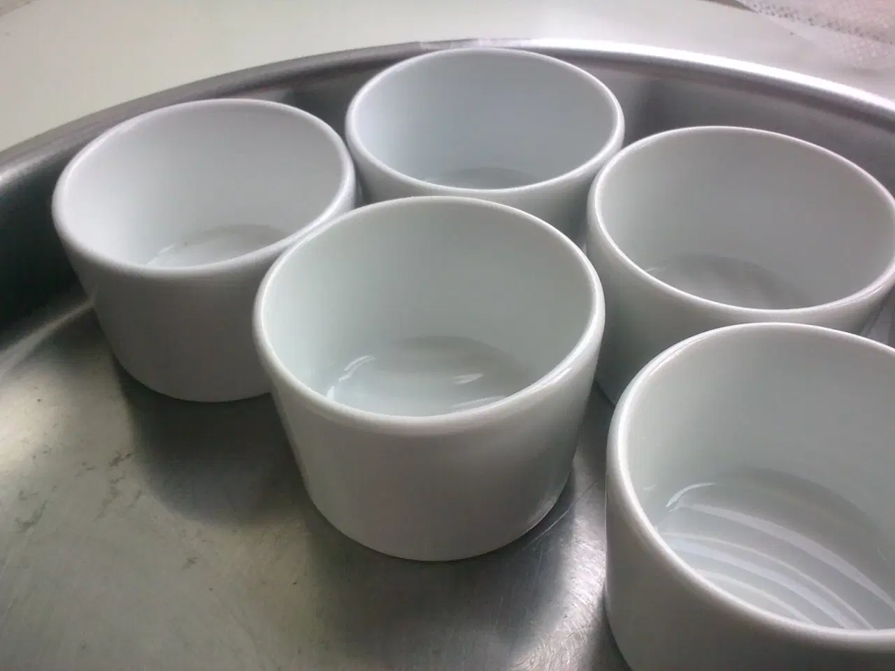 Billede 12 - Sild Studio hvid krukke, fisk & små skåle idé